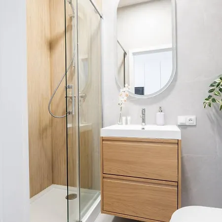 Stylish In Center Sienna 바르샤바