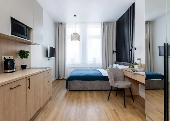 Stylish In Center Sienna