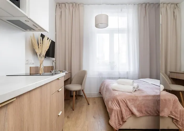 Stylish In Center Sienna Apartament *