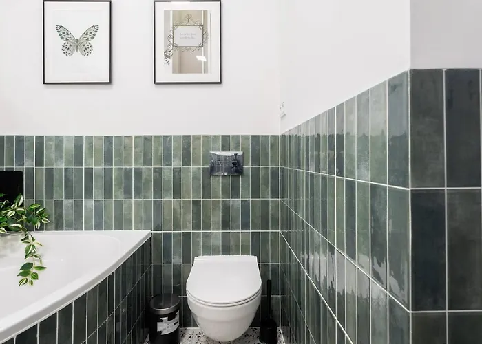 Stylish In Center Sienna Apartament *