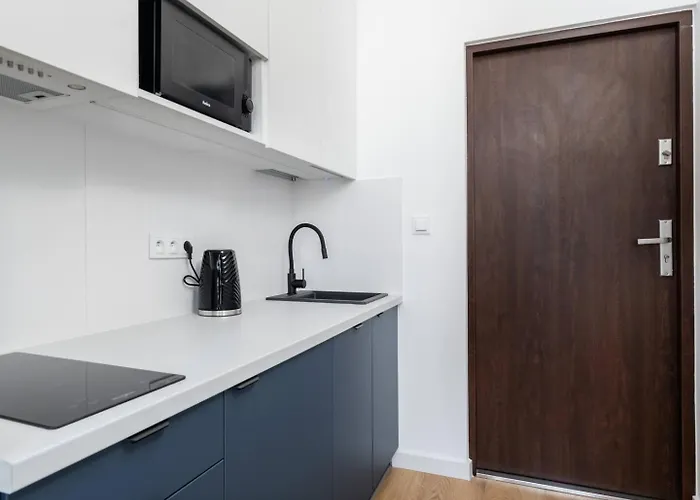 Stylish In Center Sienna *