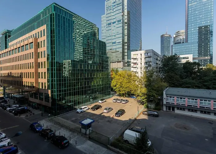 Stylish In Center Sienna *