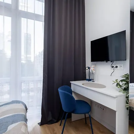 Stylish Studio Apartments In City Center Sienna *