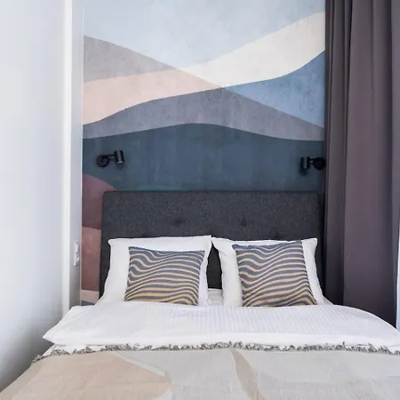 Stylish Studio Apartments In City Center Sienna