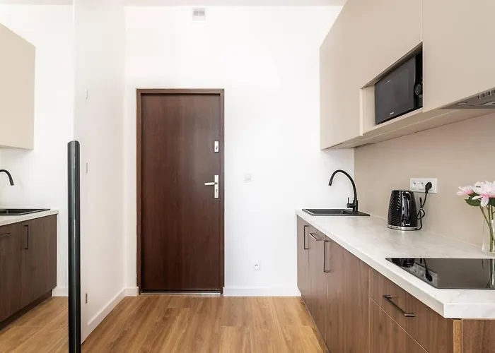 Stylish In Center Sienna Apartament